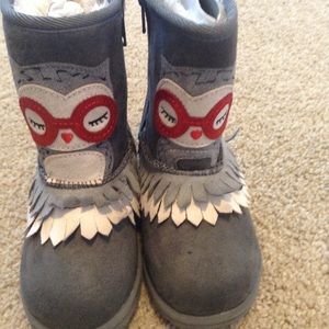 Grey and White Owl Boots Toddler Girl 9c